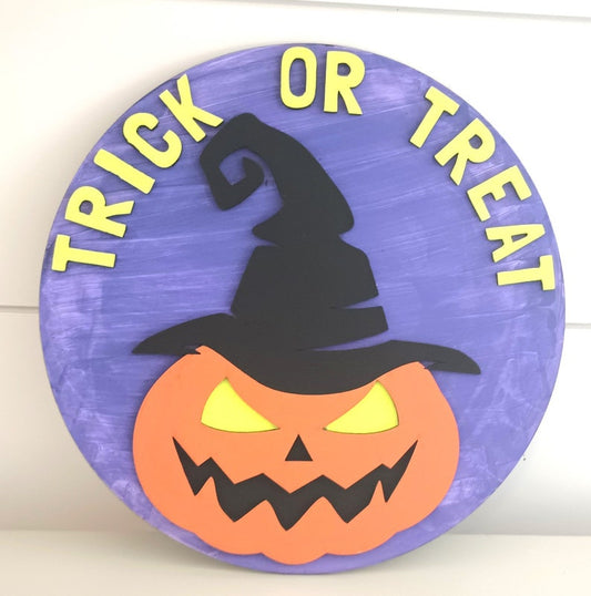 Trick or Treat Halloween Wall Sign, Outdoor Trick or Treat Sign for Candy Bowl, Halloween Wall Decoration